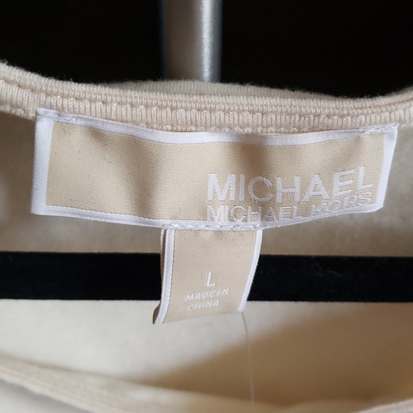 Michael Kors sleevelesss zipper top - Picture 2 of 9